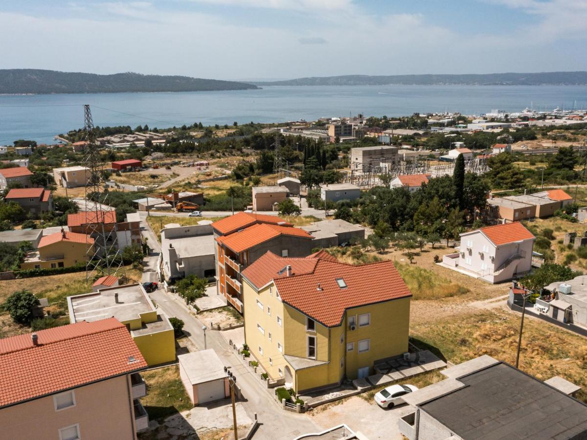 Kaštela 3 Bedrooms Apartman Dmt מראה חיצוני תמונה